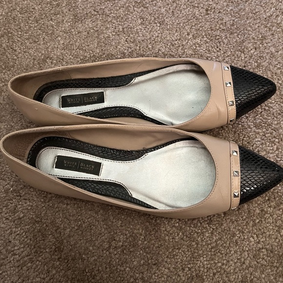 White House Black Market Shoes Black And Tan Flats Poshmark